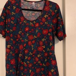 Red floral perfect T